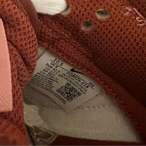 NIKE Dunk Low Panda Sneakers- White/Red Stardust/ Rugged Orange, Size W10.5/M9 - Picture 14 of 14